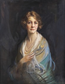Astor of Hever, Lady, née Lady Violet Mary Elliot-Murray-Kynynmound; other married name Lady Charles Petty-Fitzmaurice 8208