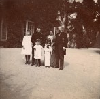 1898 Philip de László with members of the Carolath-Beuthen family, Carolath Castle, Germany 