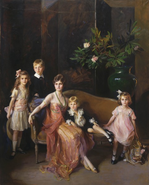Garvan, Mrs Francis, née Mabel Brady and her children: Francis, Anthony, Mabel and Flora 5312